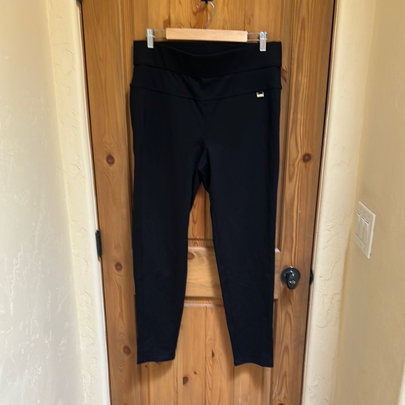 Nine West Pants - NWOT Nine West Black Leggings Sleek Stretchy Ankle-Length